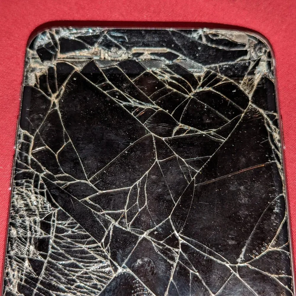 iPhone 6 Plus (A1524) - 16 GB (For parts)***